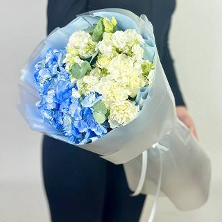 Купить с доставкой. Нежный вальс