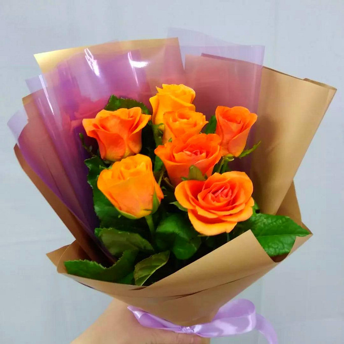 Букет оранжевые розы 7 шт