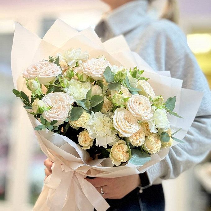 Кустовая Роза пион диантус