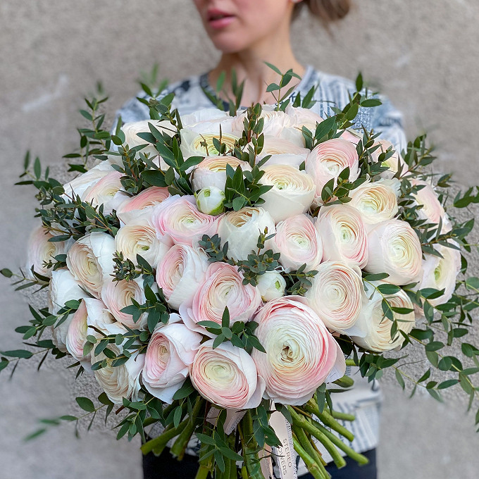 Букет ранункулюсов премиум